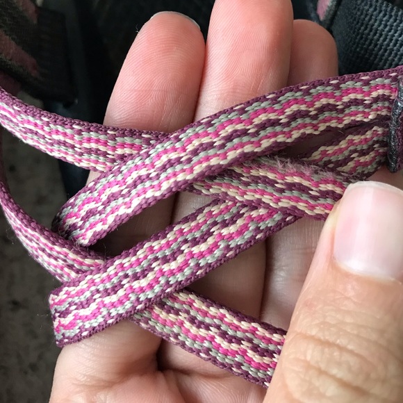 Pink double strap chacos - Picture 2 of 4